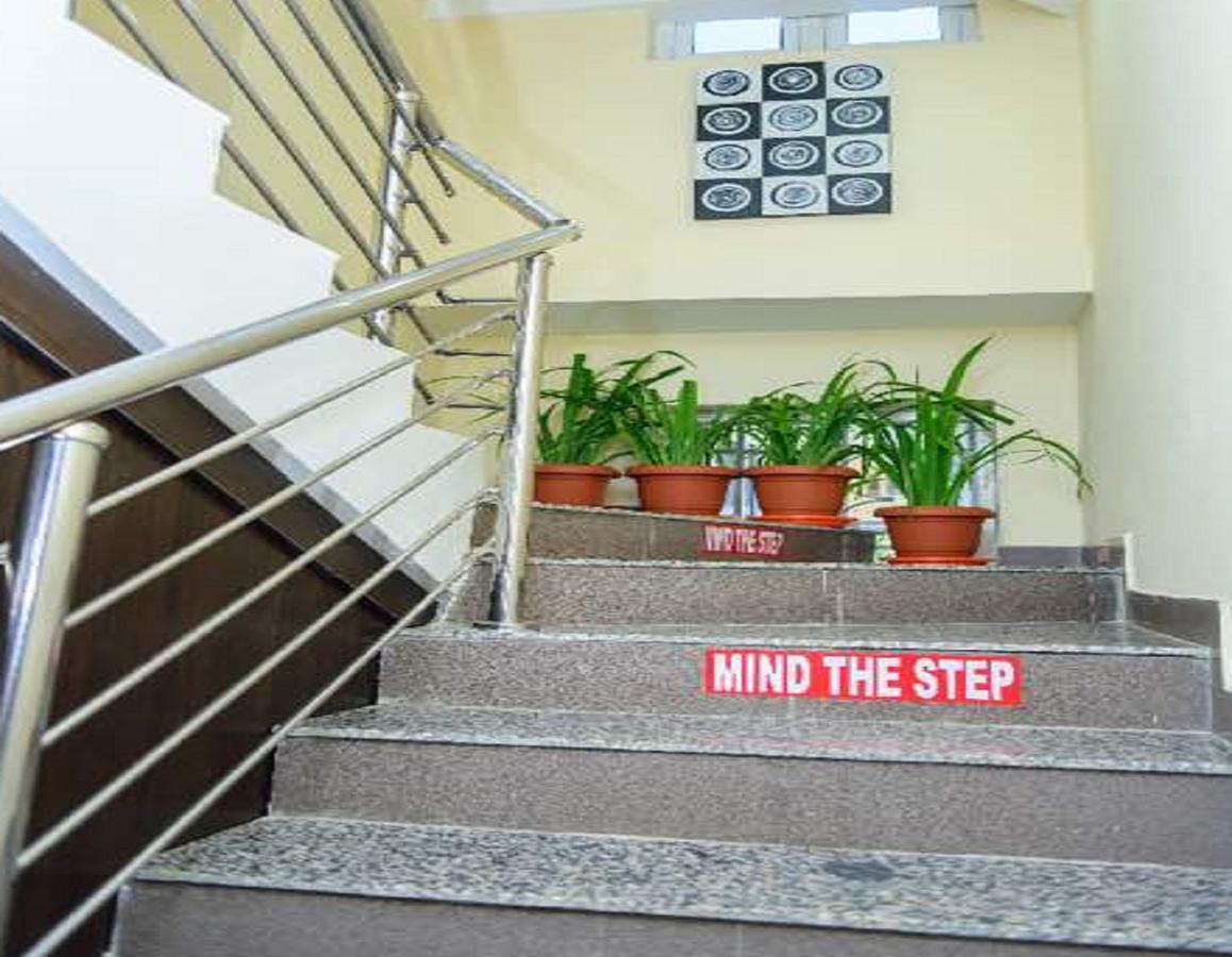 215 West Apartment Abuja Ngoại thất bức ảnh